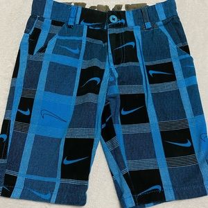 Nike Golf Shorts - Size 24 (size 7/8)